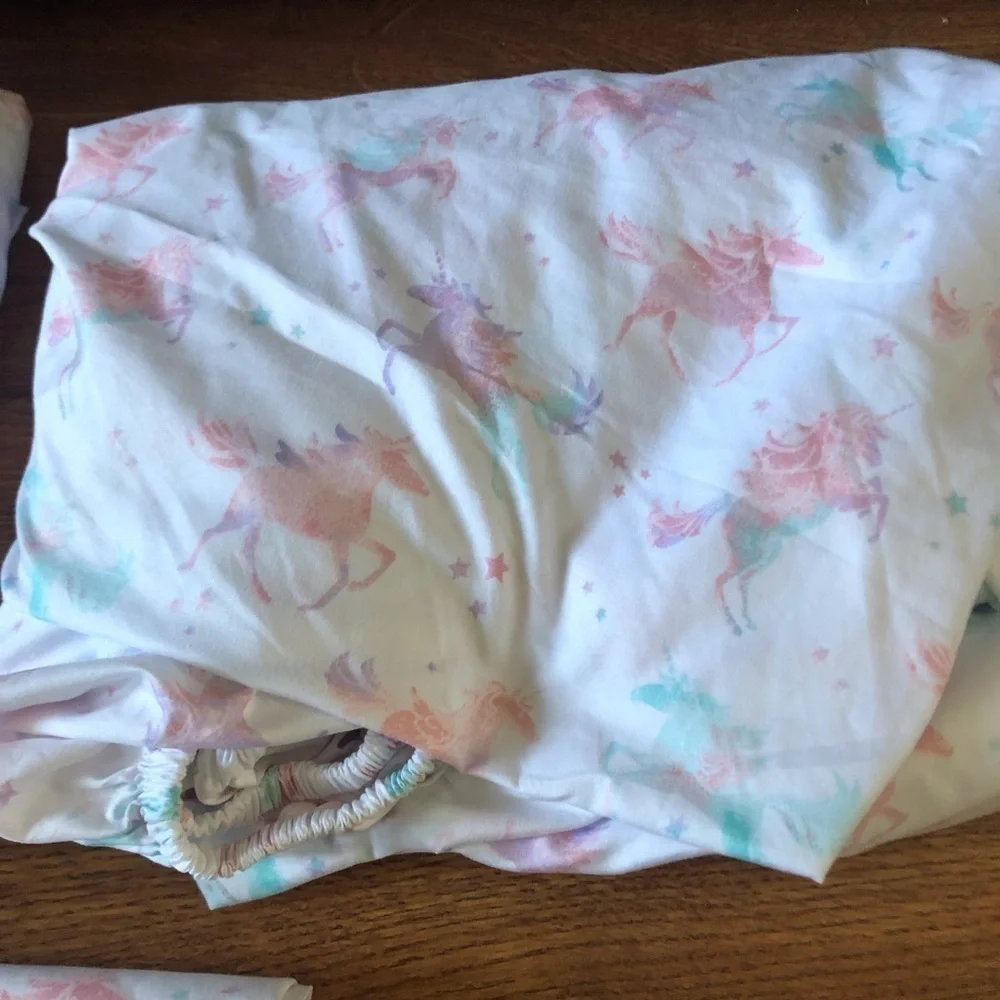 Your Zone purple unicorn sheets in twin size
